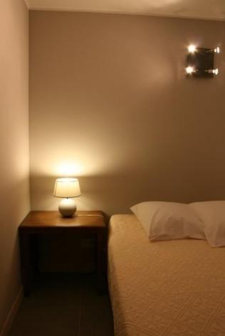 L'Hotellerie Kouros Cuers Rom bilde